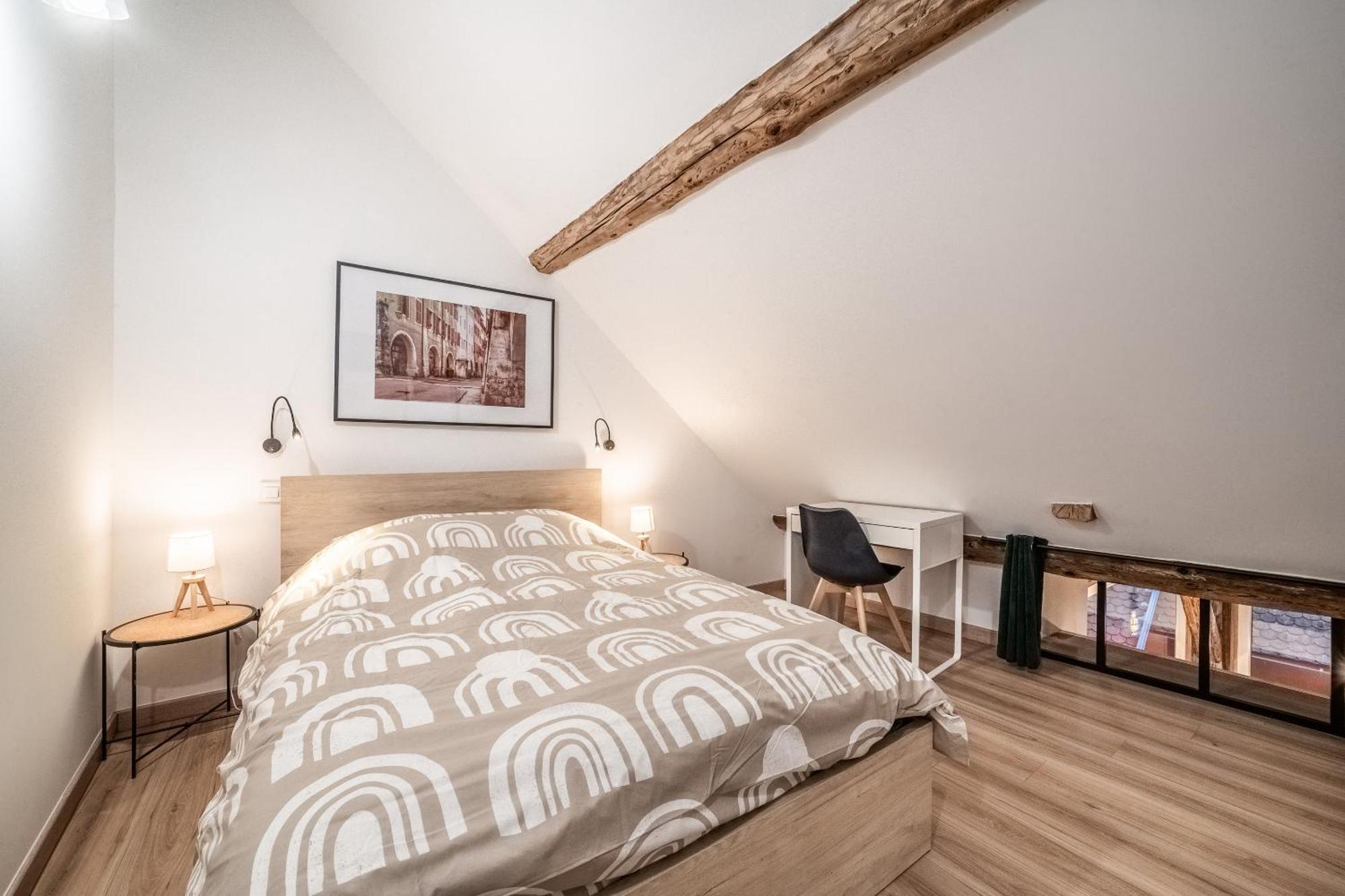 Coeur Vieille Apartment